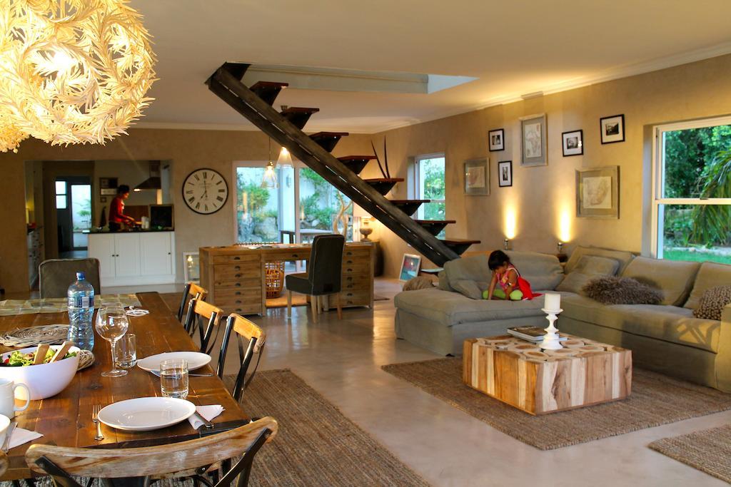 Explorer Guesthouse Somerset West Exterior foto